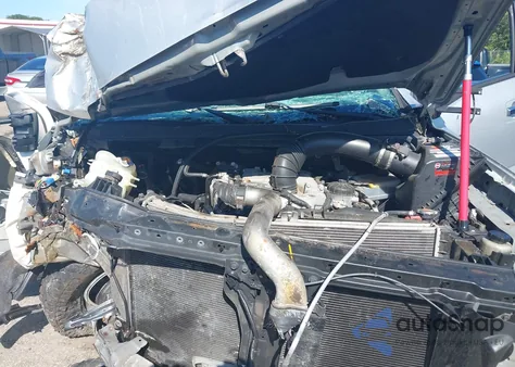 2017 Nissan Titan Xd Sv Diesel z USA, uszkodzony, nr VIN 1N6BA1F49HN519677